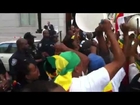 Protesters humiliate Meles Zenawi